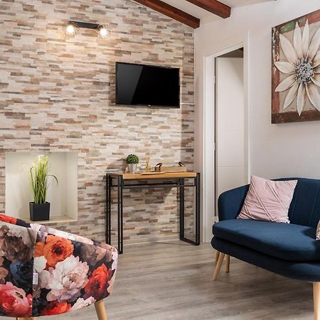 Relax In 2 Bedroom App In Old Town W/Ac And Wifi Rovinj Zewnętrze zdjęcie