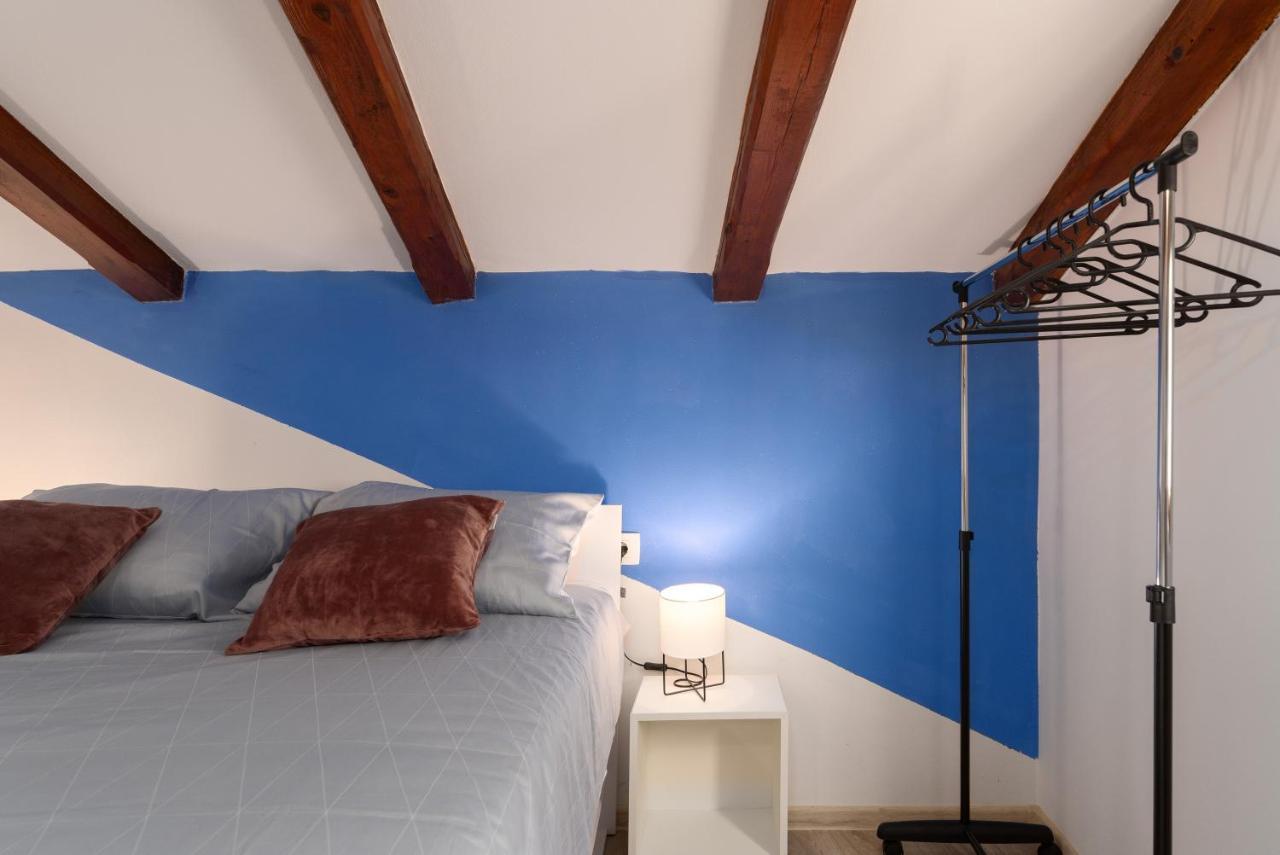 Relax In 2 Bedroom App In Old Town W/Ac And Wifi Rovinj Zewnętrze zdjęcie